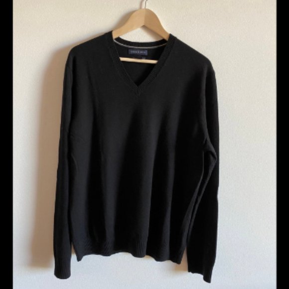 Adoption Fundraiser- Men's Banana Republic wool sweater - Picture 1 of 4